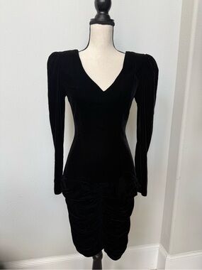 Zum Zum Vintage Black Velvet V-Neck Long Sleeve Ruched Dress
